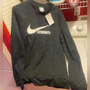 NWT Nike Strength Crewneck